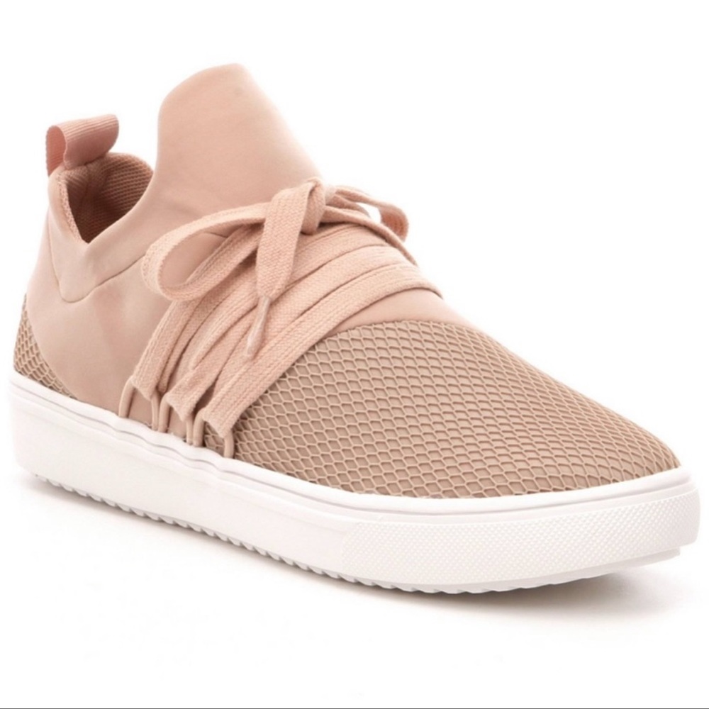 Steve Madden Lancer Blush Pink Sneakers 6.5
